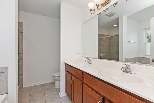 9104 Falcon Greens Drive, Lakewood, IL 60014
