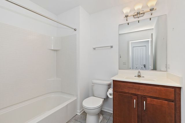 9104 Falcon Greens Drive, Lakewood, IL 60014