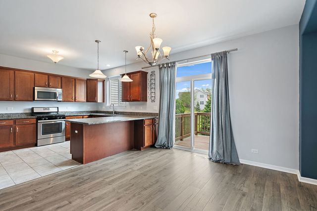 9104 Falcon Greens Drive, Lakewood, IL 60014