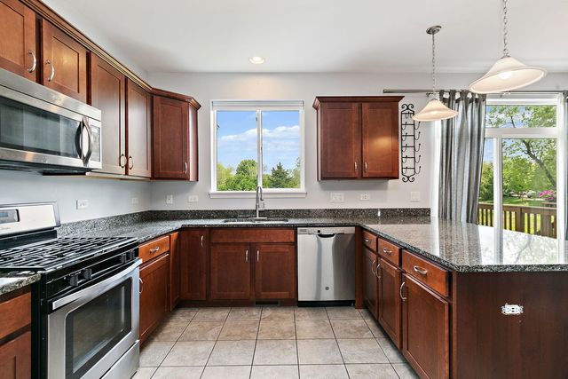 9104 Falcon Greens Drive, Lakewood, IL 60014