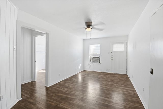 5010 Ennis S Street 2, Houston, TX 77004