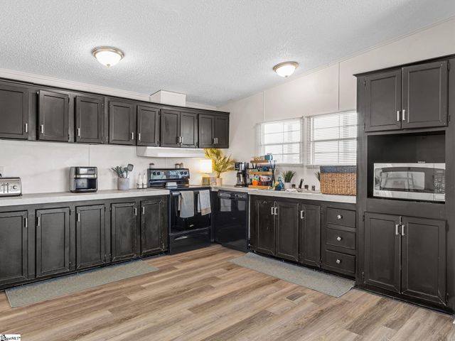 542 Ellis Ferry Road, Gaffney, SC 29341