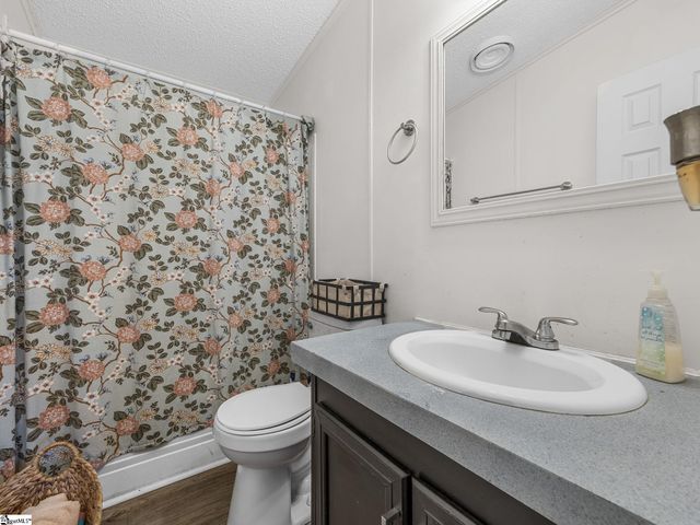 542 Ellis Ferry Road, Gaffney, SC 29341