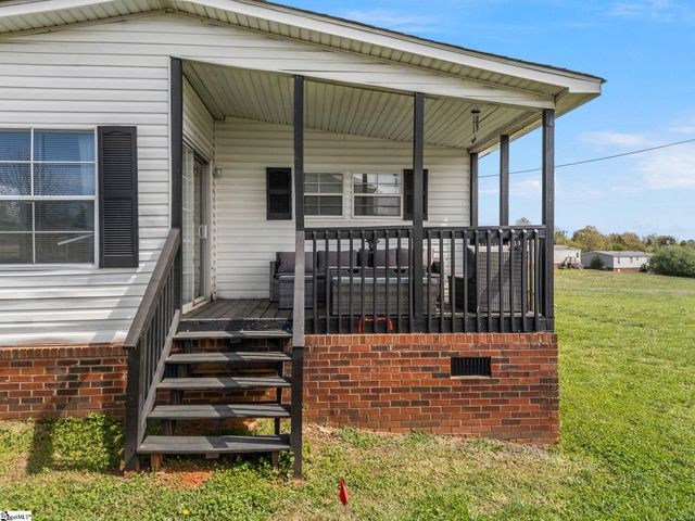 542 Ellis Ferry Road, Gaffney, SC 29341