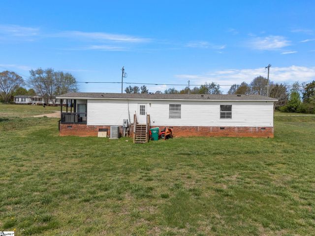 542 Ellis Ferry Road, Gaffney, SC 29341