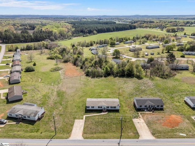 542 Ellis Ferry Road, Gaffney, SC 29341