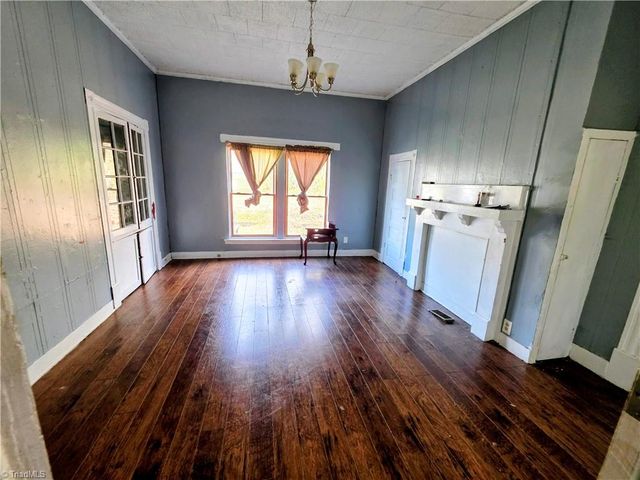 515 Cable Street, High Point, NC 27260