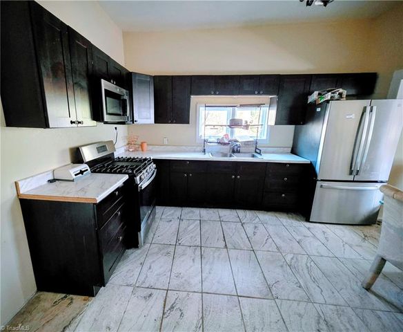 515 Cable Street, High Point, NC 27260