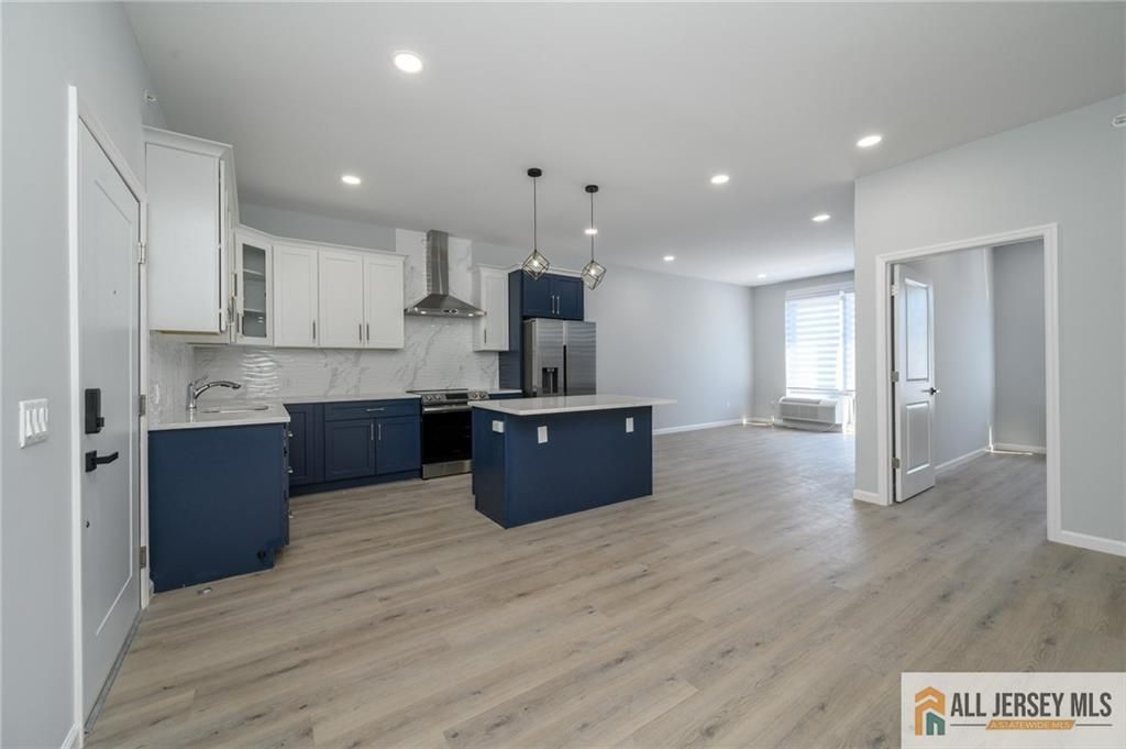 0-202-208 W 7th Street 2F, Plainfield, NJ 07060
