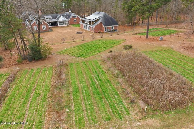 107 Linden Trail, Aberdeen, NC 28315