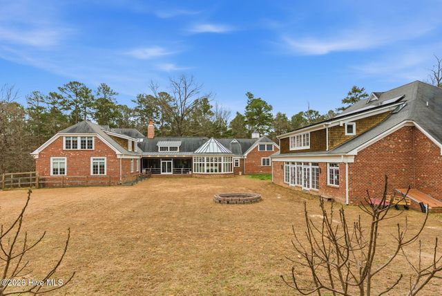107 Linden Trail, Aberdeen, NC 28315