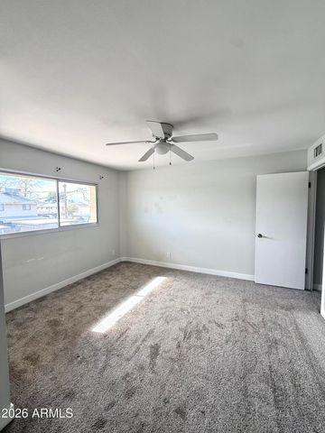 6678 N 43RD Avenue, Glendale, AZ 85301