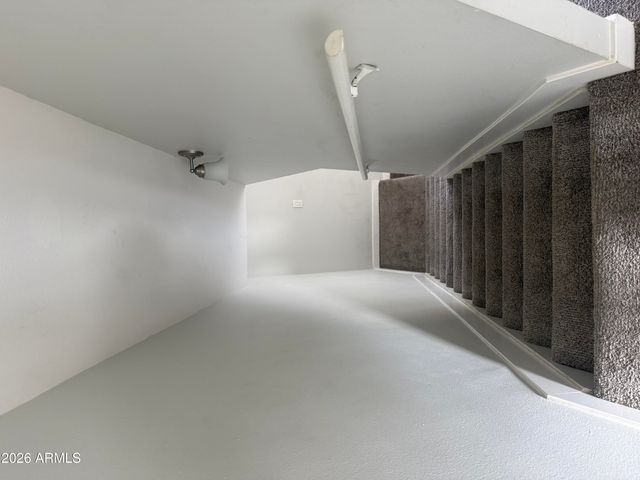 6678 N 43RD Avenue, Glendale, AZ 85301