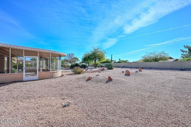 14037 W PARADA Drive, Sun City West, AZ 85375
