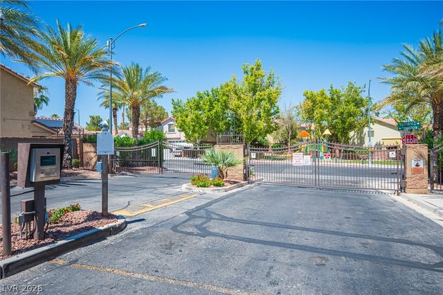 3725 Shanagolden Street, Las Vegas, NV 89129