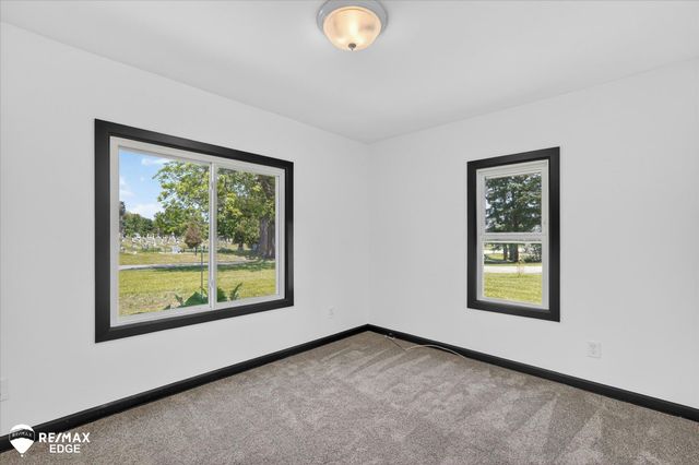 5233 Pratt Road, Hadley Twp, MI 48455