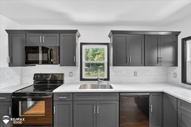 5233 Pratt Road, Hadley Twp, MI 48455