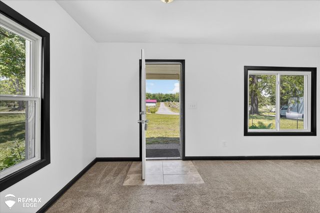 5233 Pratt Road, Hadley Twp, MI 48455