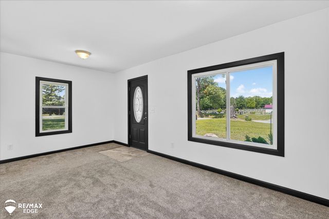 5233 Pratt Road, Hadley Twp, MI 48455