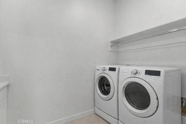 27410 Merlin Place 305, Valencia, CA 91381