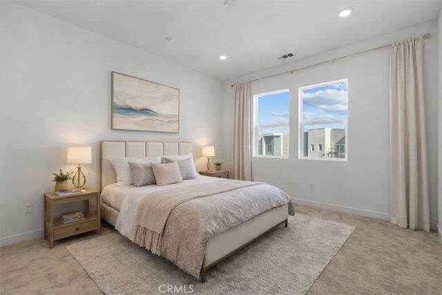 27410 Merlin Place 305, Valencia, CA 91381