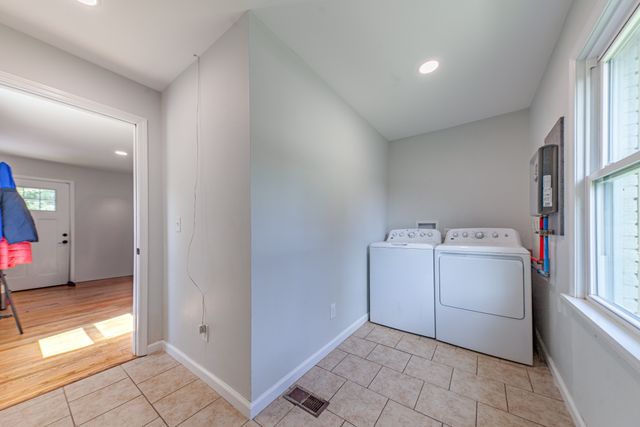 2220 Cherry Dr, Pulaski, TN 38478