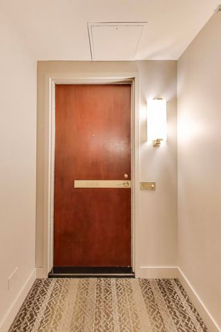 100 E HURON Street 3505, Chicago, IL 60611