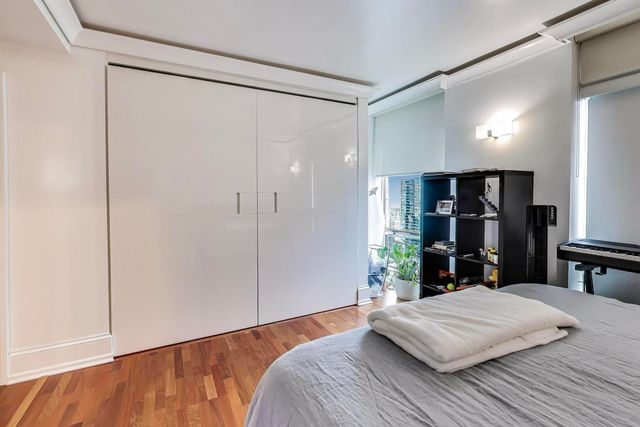 100 E HURON Street 3505, Chicago, IL 60611