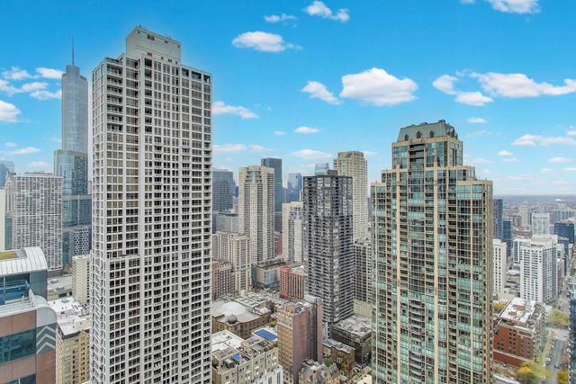 100 E HURON Street 3505, Chicago, IL 60611