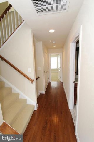 8043 RESERVE WAY, Vienna, VA 22182