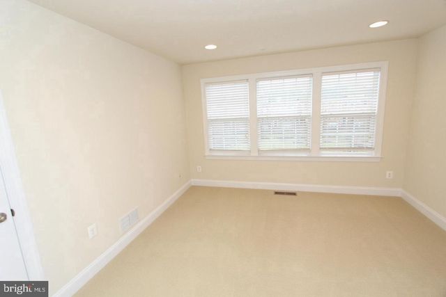 8043 RESERVE WAY, Vienna, VA 22182