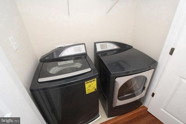 8043 RESERVE WAY, Vienna, VA 22182