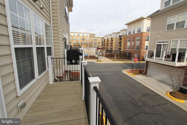 8043 RESERVE WAY, Vienna, VA 22182