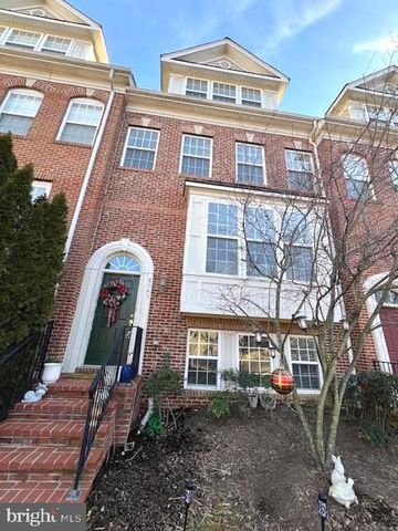 8043 RESERVE WAY, Vienna, VA 22182