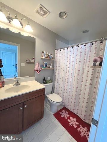 8043 RESERVE WAY, Vienna, VA 22182