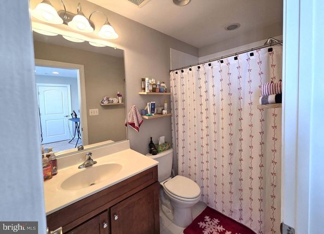 8043 RESERVE WAY, Vienna, VA 22182