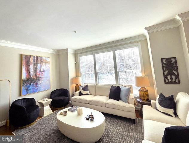 8043 RESERVE WAY, Vienna, VA 22182