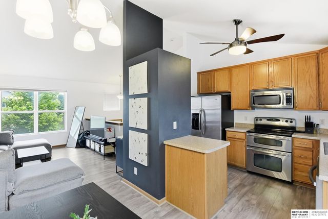 15406 Clay Street, Bennington, NE 68007