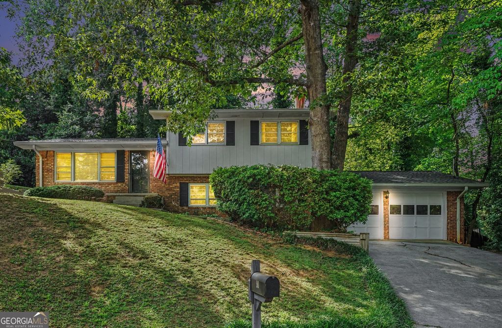 90 Elm Drive, Toccoa, GA 30577