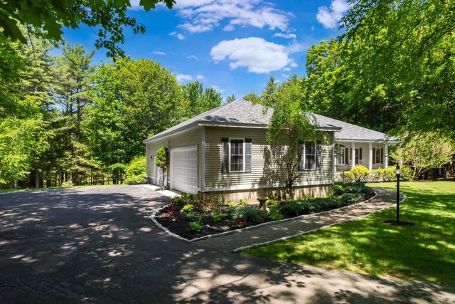 33 Buck Drive, Eliot, ME 03903