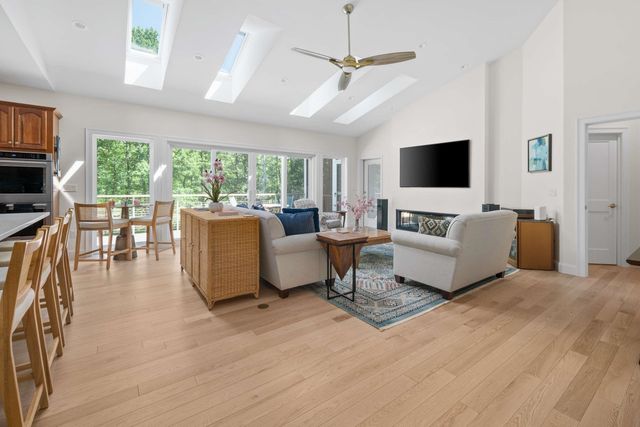 33 Buck Drive, Eliot, ME 03903