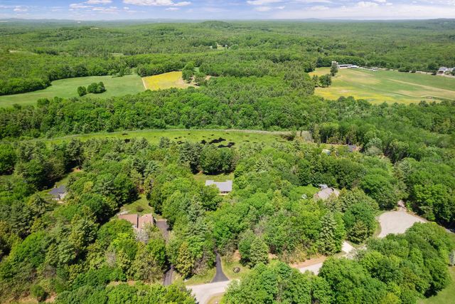 33 Buck Drive, Eliot, ME 03903