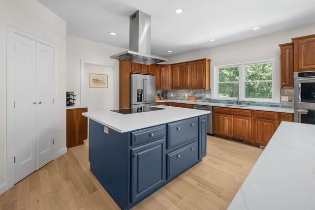33 Buck Drive, Eliot, ME 03903