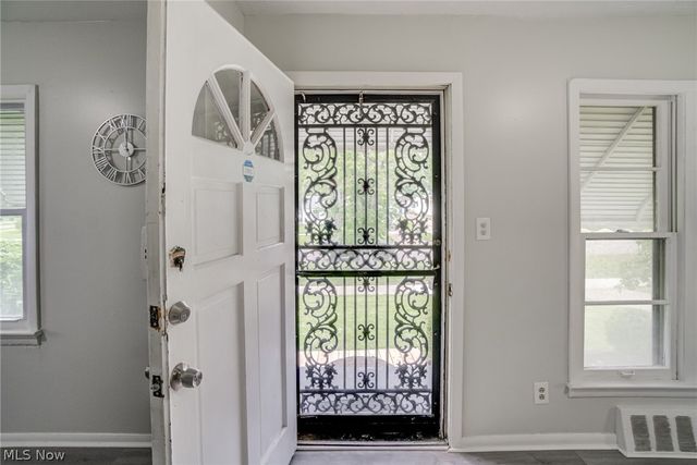 4383 Wyatt Road, Cleveland, OH 44128