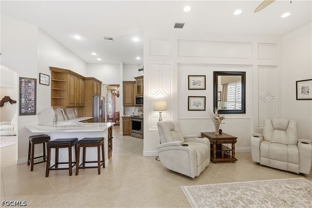 9277 Springview LOOP, Estero, FL 33928