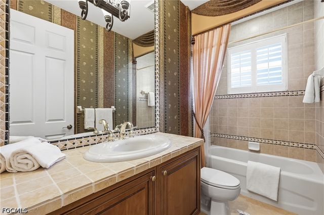 9277 Springview LOOP, Estero, FL 33928