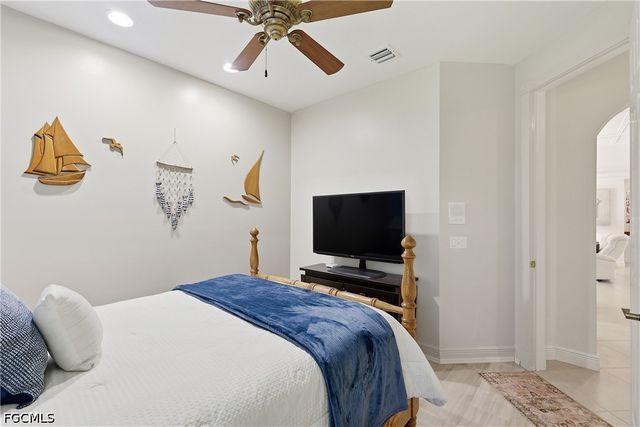 9277 Springview LOOP, Estero, FL 33928