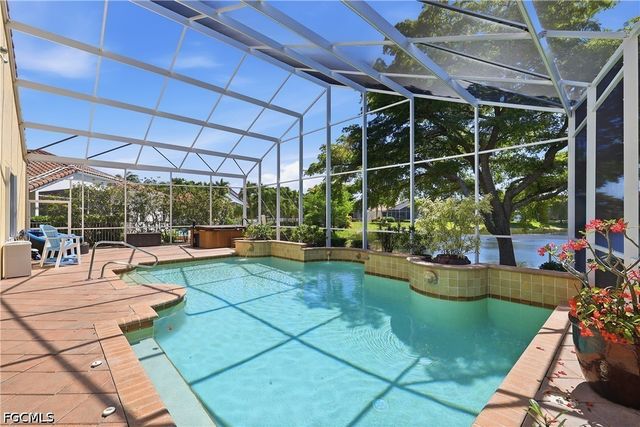 9277 Springview LOOP, Estero, FL 33928