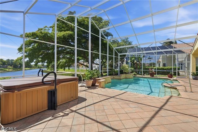 9277 Springview LOOP, Estero, FL 33928