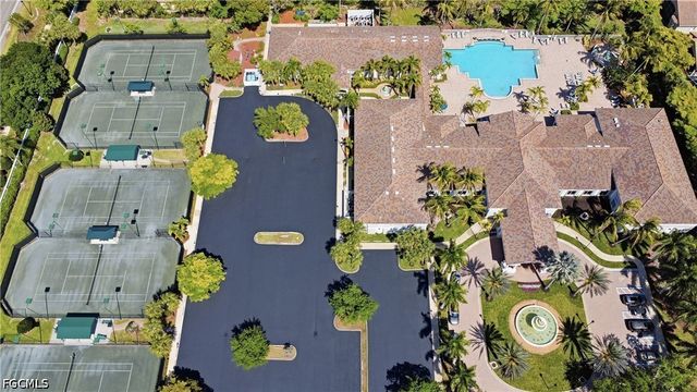 9277 Springview LOOP, Estero, FL 33928